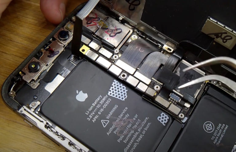 thay loa iPhone chất âm rõ nét