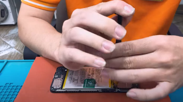 thay pin oppo lấy ngay bảo hành dài