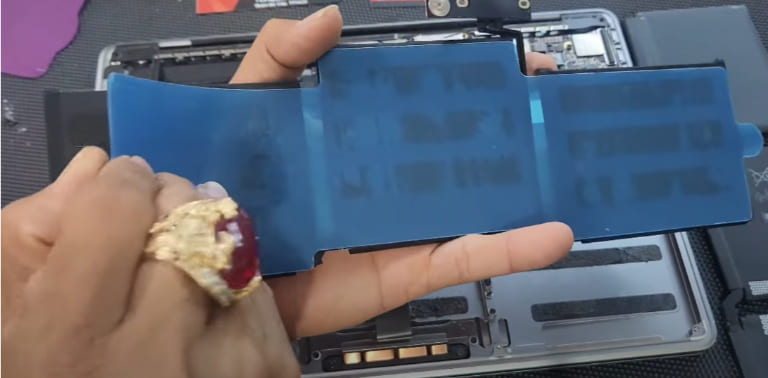 thay pin macbook pro không phồng pin