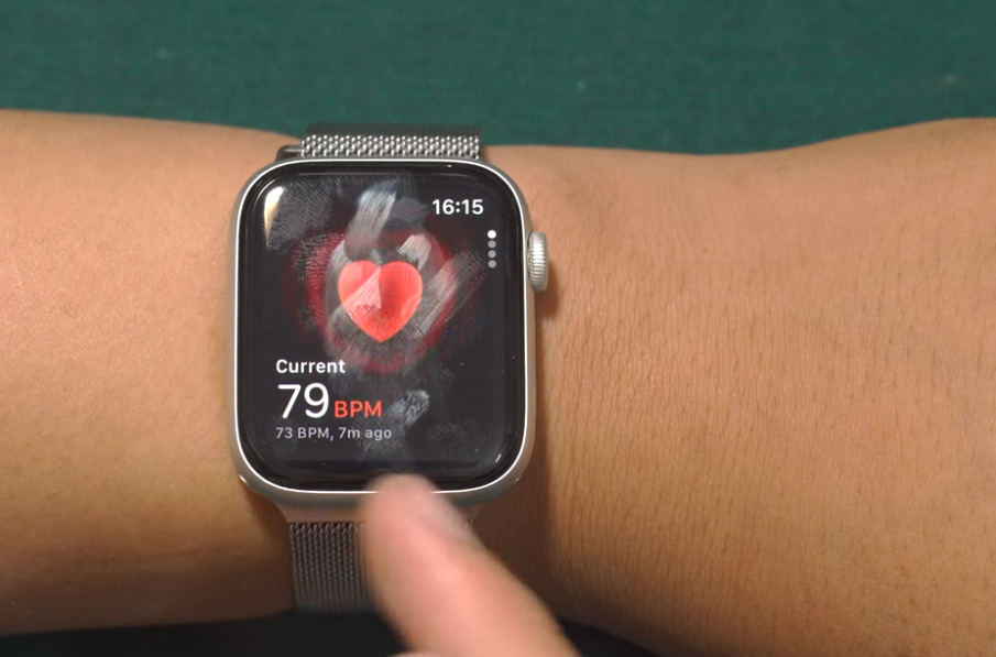 đánh giá apple watch series 5 màn hình